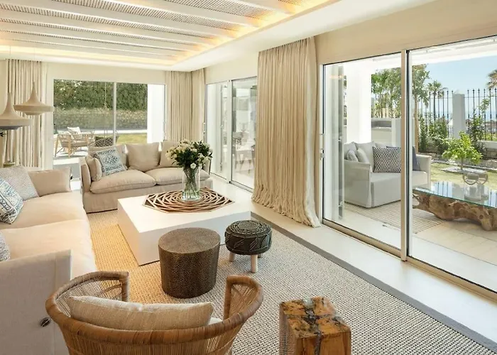 Villa Beachfront La Luisa, Golden Mile, Marbella