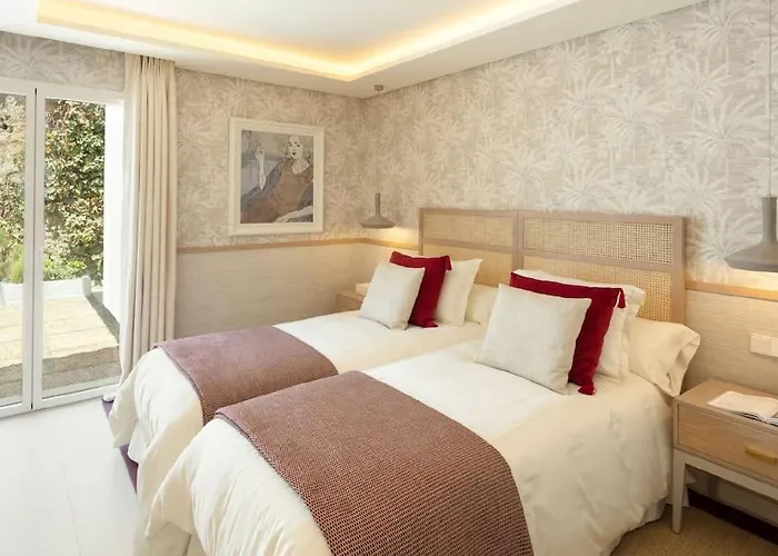 Villa Beachfront La Luisa, Golden Mile, Marbella